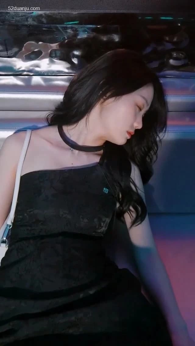 鉴宝龙婿 - 爽文短剧 (2023) 海报