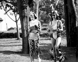 随片登台 - 剧情片 (2019) 海报